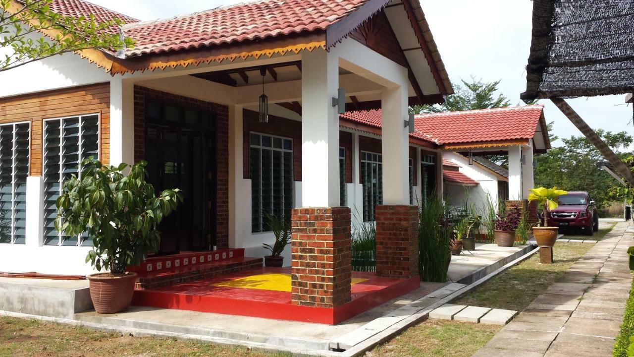 Tanabendang Banglos Pantai Cenang  Extérieur photo